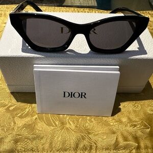 Dior Glossy Black Cat-Eye Sunglasses